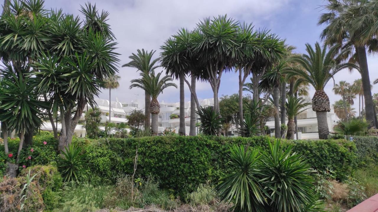 Apartament Casa Cachita-En 1ª Linea De Playa Estepona Zewnętrze zdjęcie