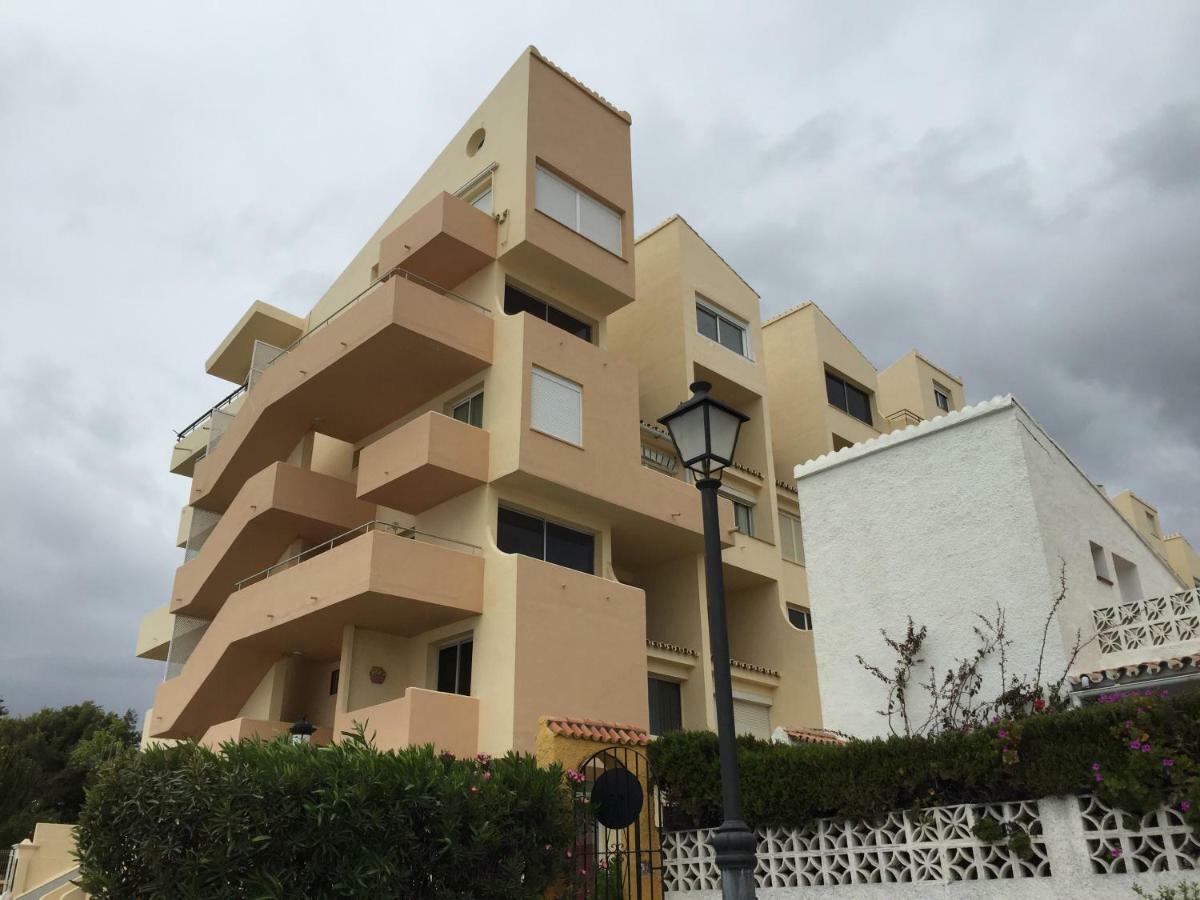 Apartament Casa Cachita-En 1ª Linea De Playa Estepona Zewnętrze zdjęcie